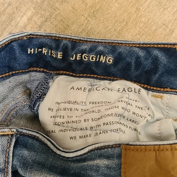 AEO | Hi-Rise Jegging - Picture 7 of 9